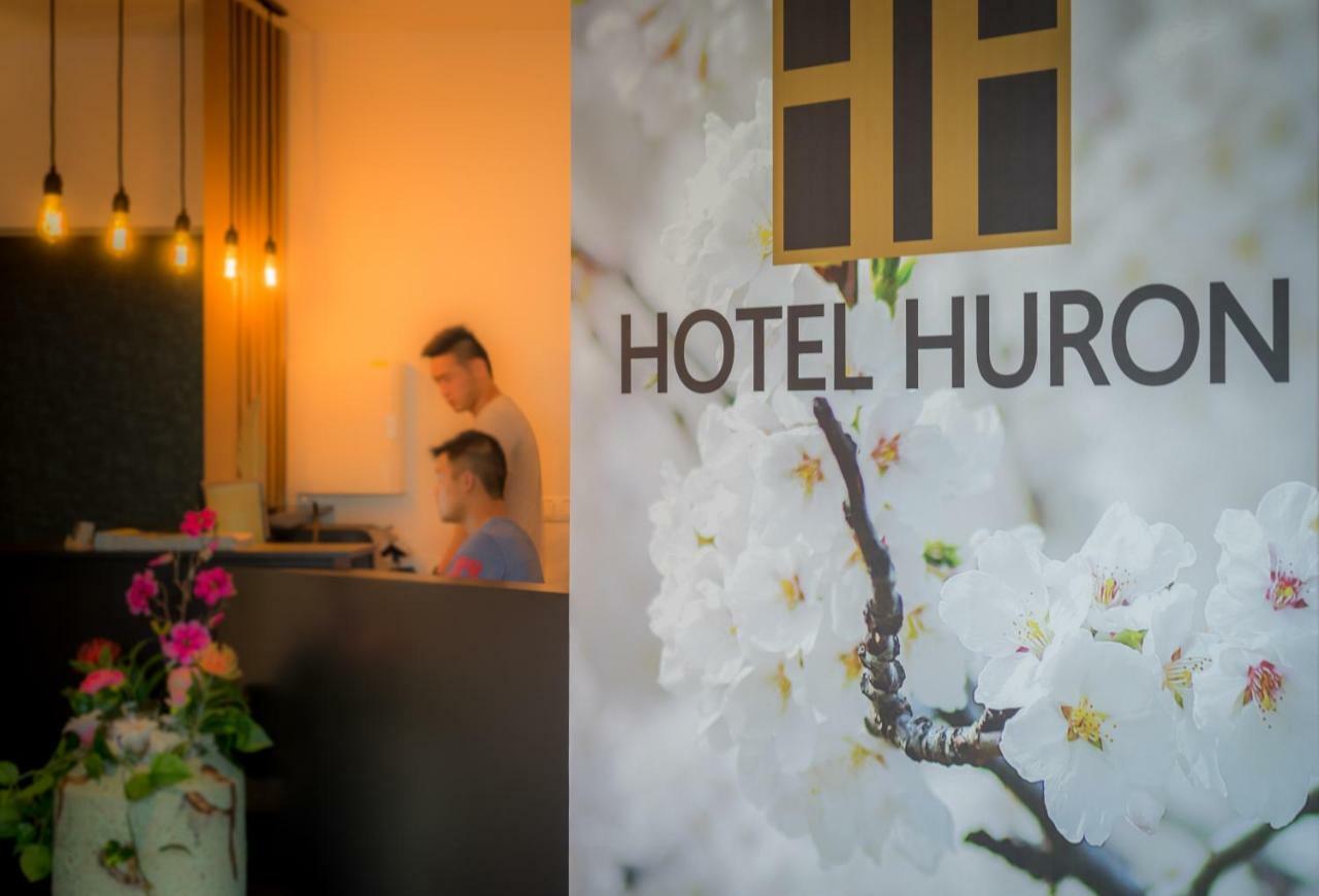 Hotel Huron Mol Buitenkant foto